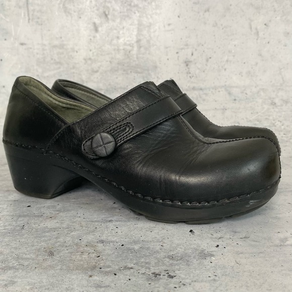 Dansko black leather button detail clog 37 - Picture 1 of 14